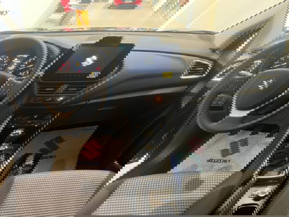 Suzuki S-Cross nuova a Torino (8)