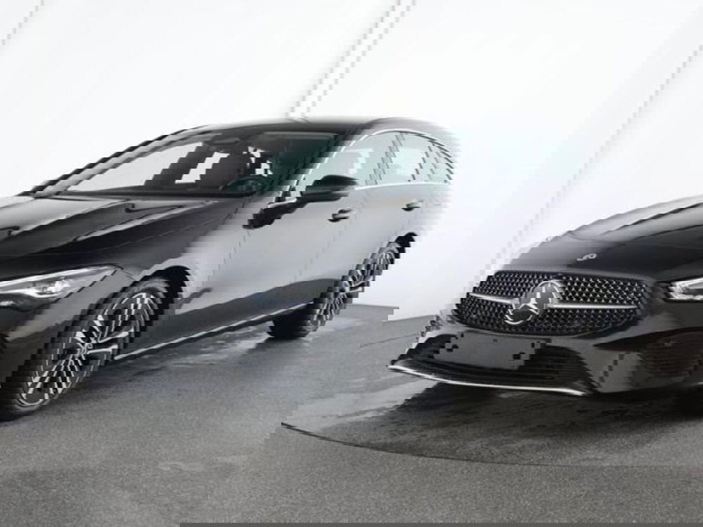 Mercedes-Benz CLA Shooting Brake usata a Milano
