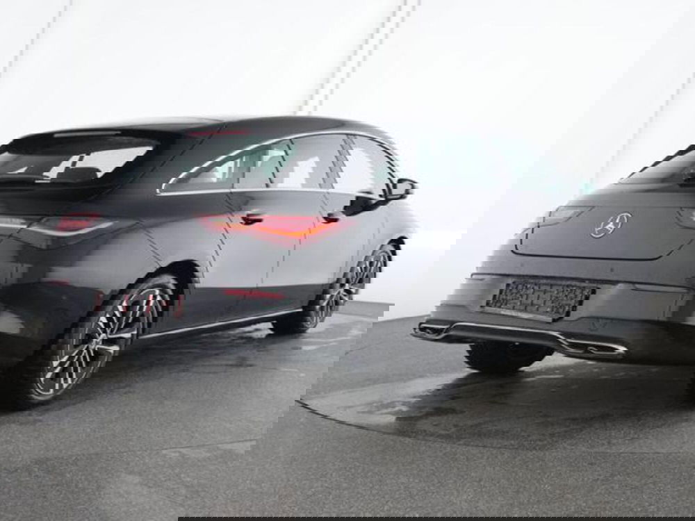 Mercedes-Benz CLA Shooting Brake usata a Milano (3)