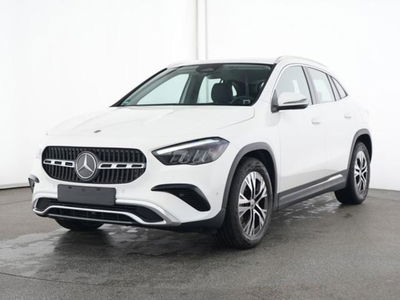 Mercedes-Benz GLA SUV 180 Progressive Advanced Plus auto del 2024 usata a Magenta