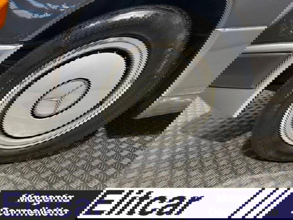 Mercedes-Benz 200 usata a Milano (16)