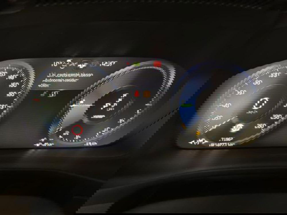 Volvo XC40 usata a Milano (12)