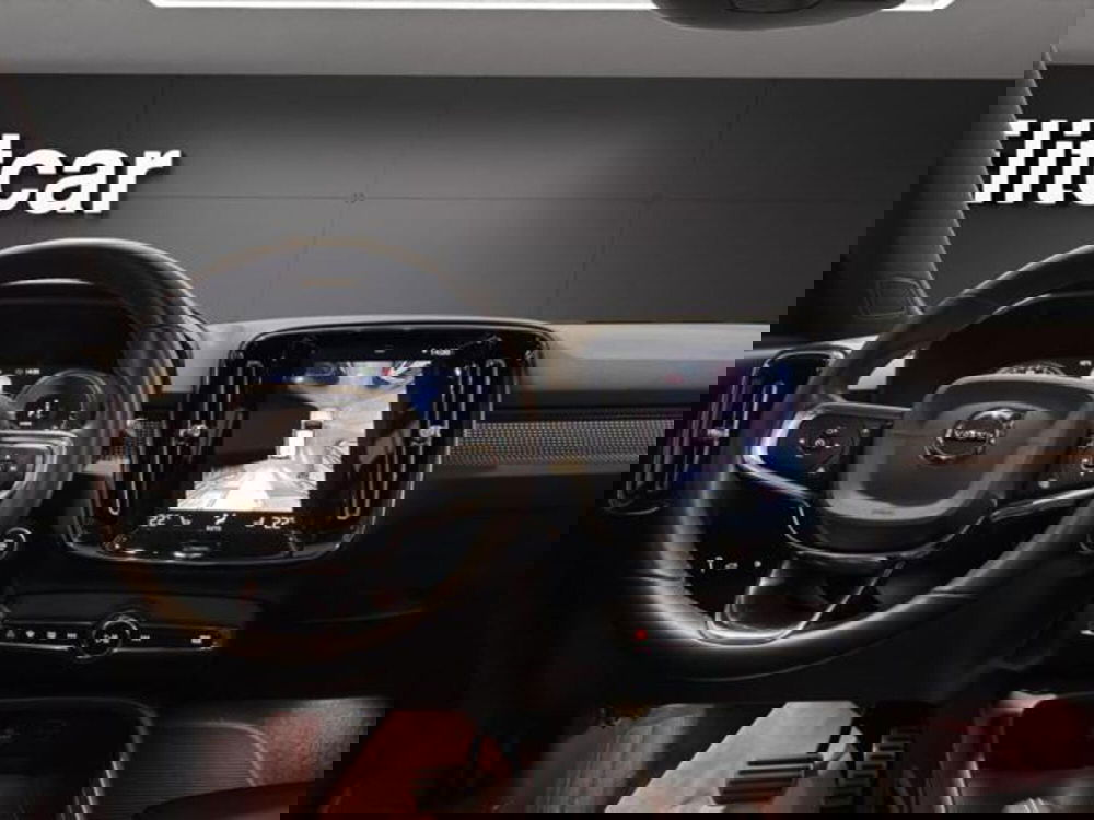 Volvo XC40 usata a Milano (9)