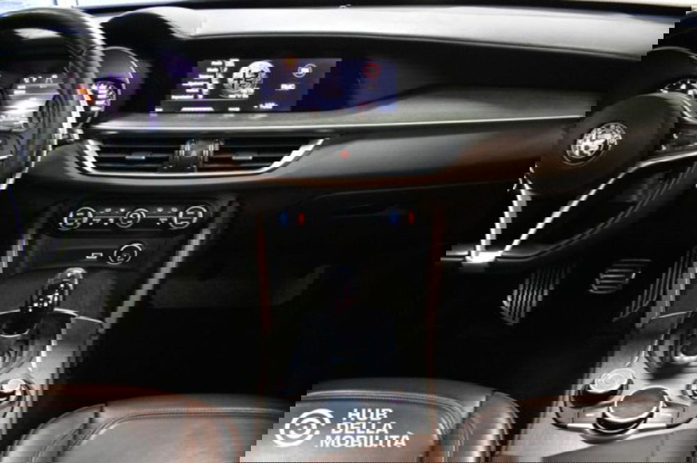 Alfa Romeo Stelvio usata a Perugia (11)