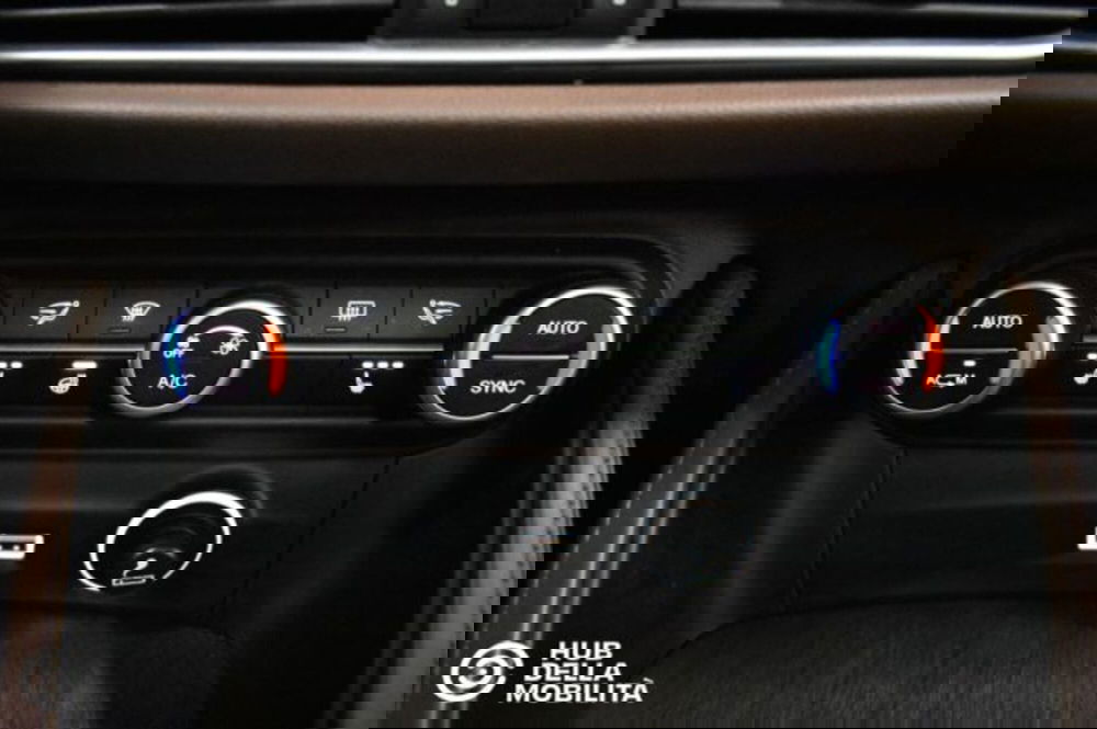 Alfa Romeo Stelvio usata a Perugia (13)