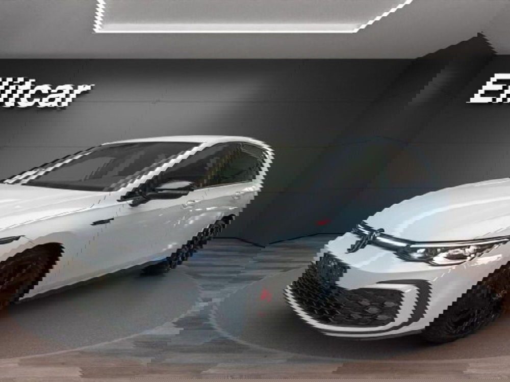 Volkswagen Golf usata a Novara