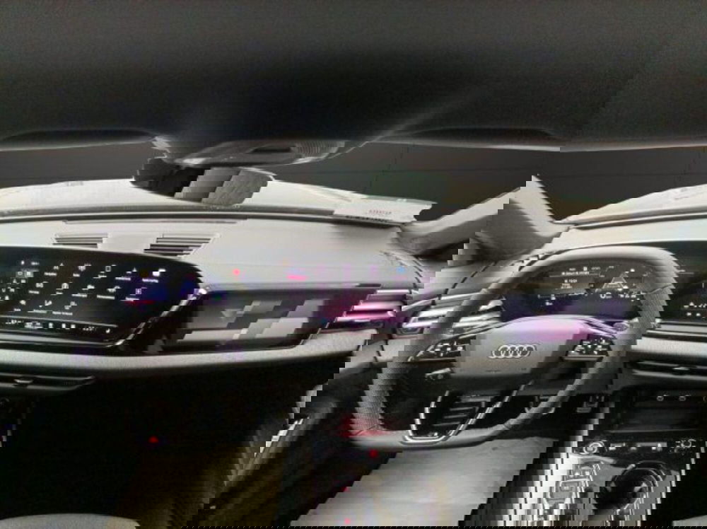 Audi A5 Avant nuova a Novara (9)