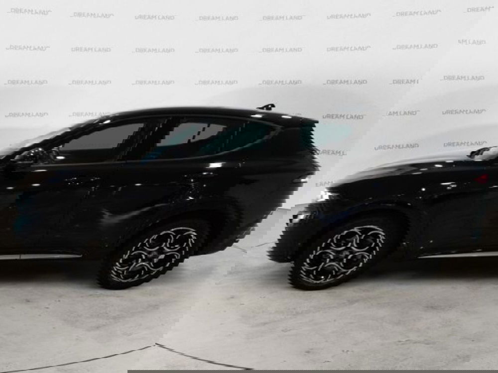 Alfa Romeo Tonale usata a Livorno (8)