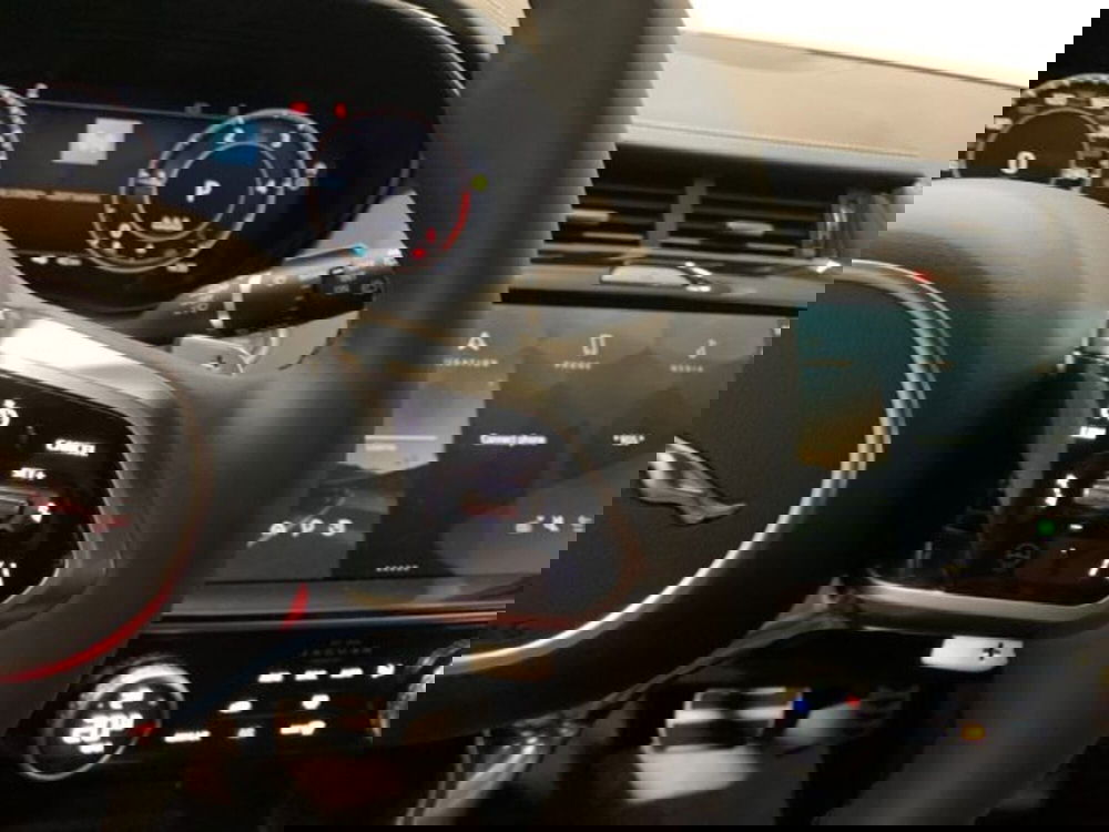 Jaguar E-Pace usata a Livorno (15)