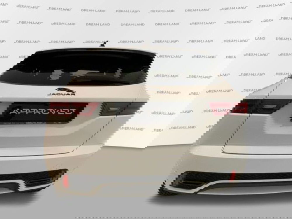 Jaguar E-Pace usata a Livorno (8)