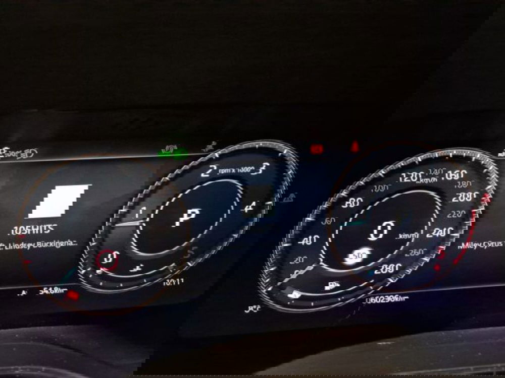 Jaguar XF usata a Livorno (12)