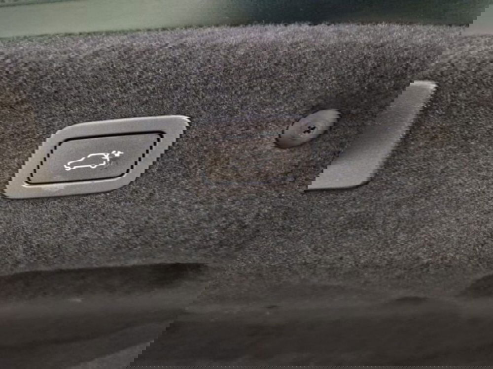 Jaguar XF usata a Livorno (20)