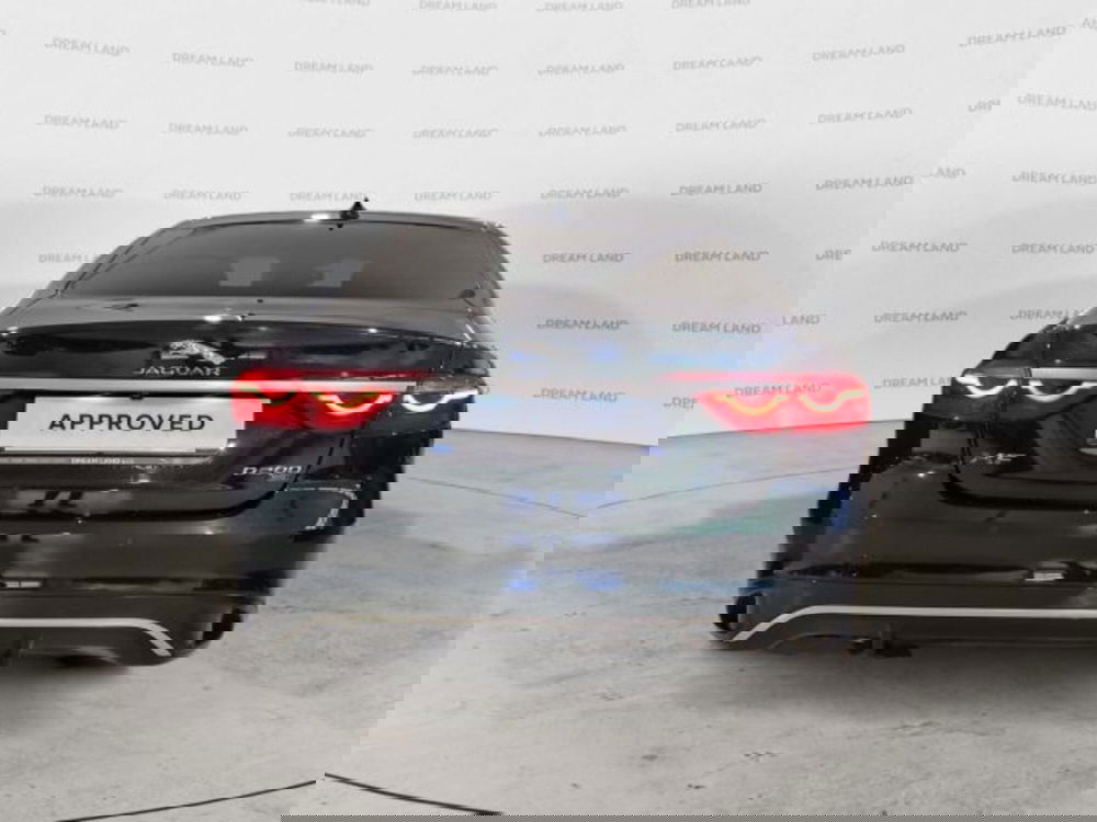 Jaguar XF usata a Livorno (9)