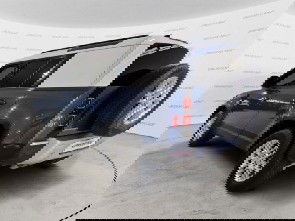 Land Rover Defender usata a Livorno (14)