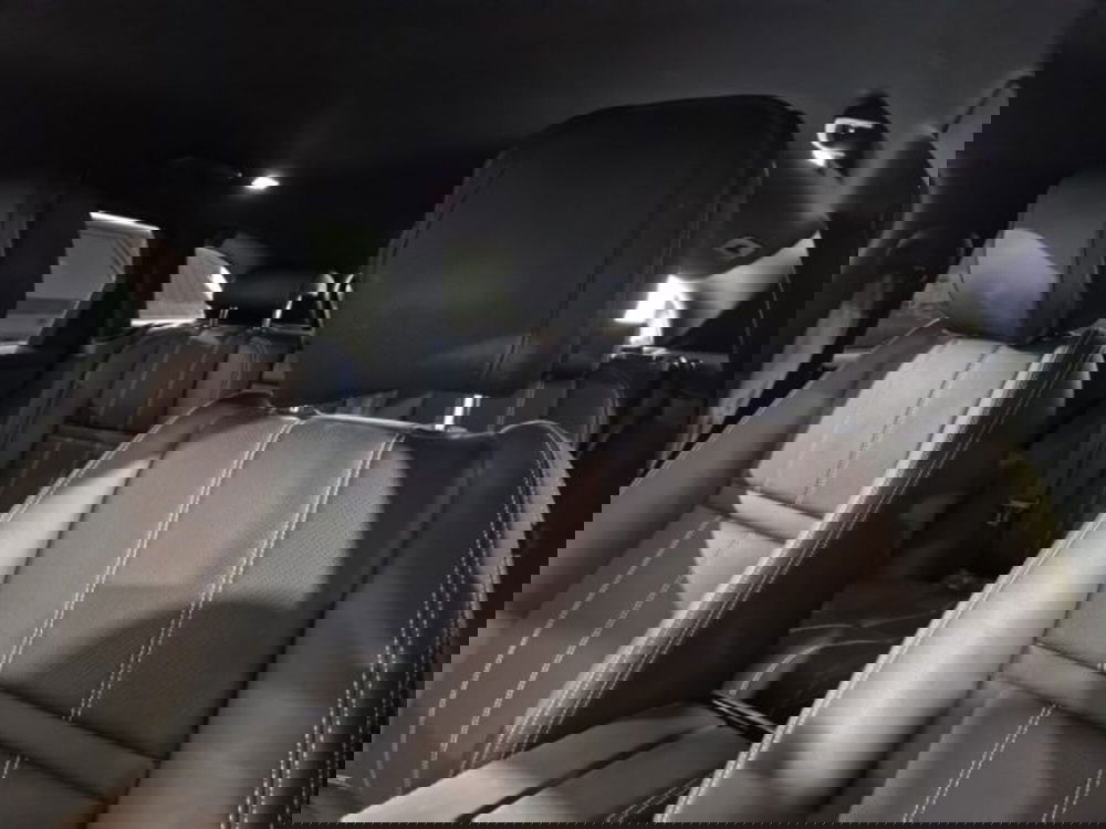 Land Rover Range Rover Velar usata a Livorno (15)