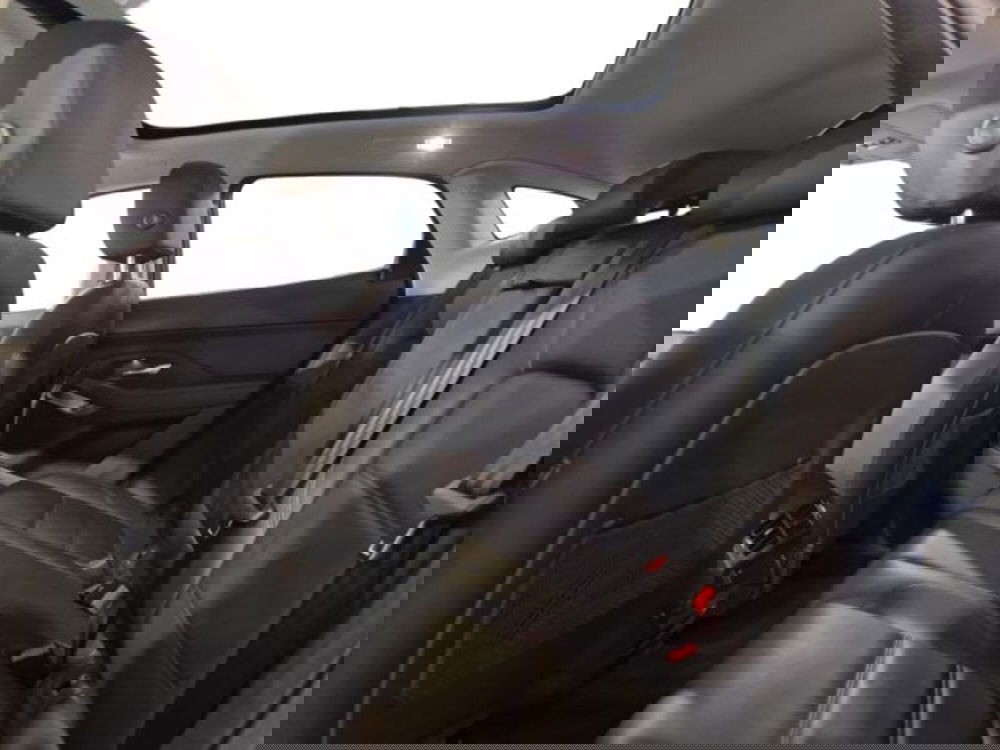 Jaguar E-Pace usata a Livorno (19)