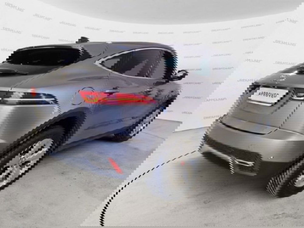 Jaguar E-Pace usata a Livorno (4)