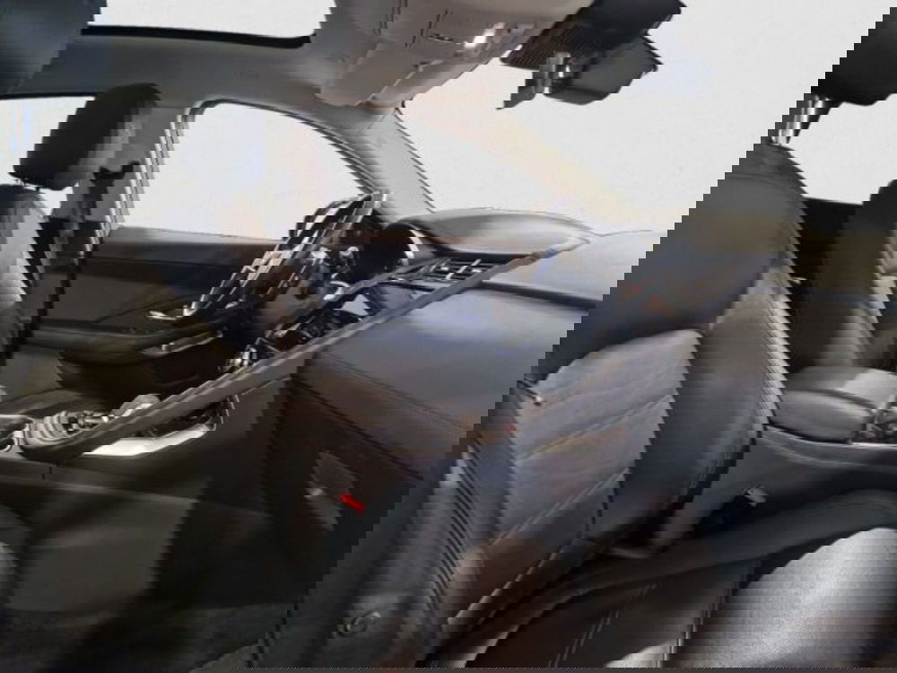 Jaguar E-Pace usata a Livorno (5)