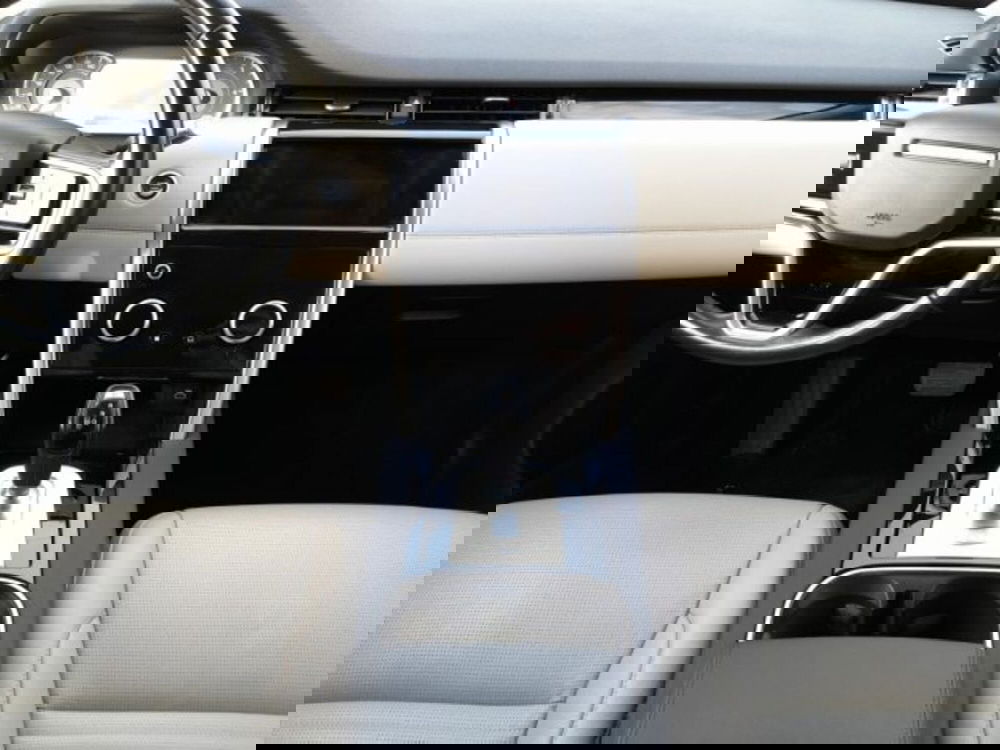 Land Rover Discovery Sport usata a Livorno (16)