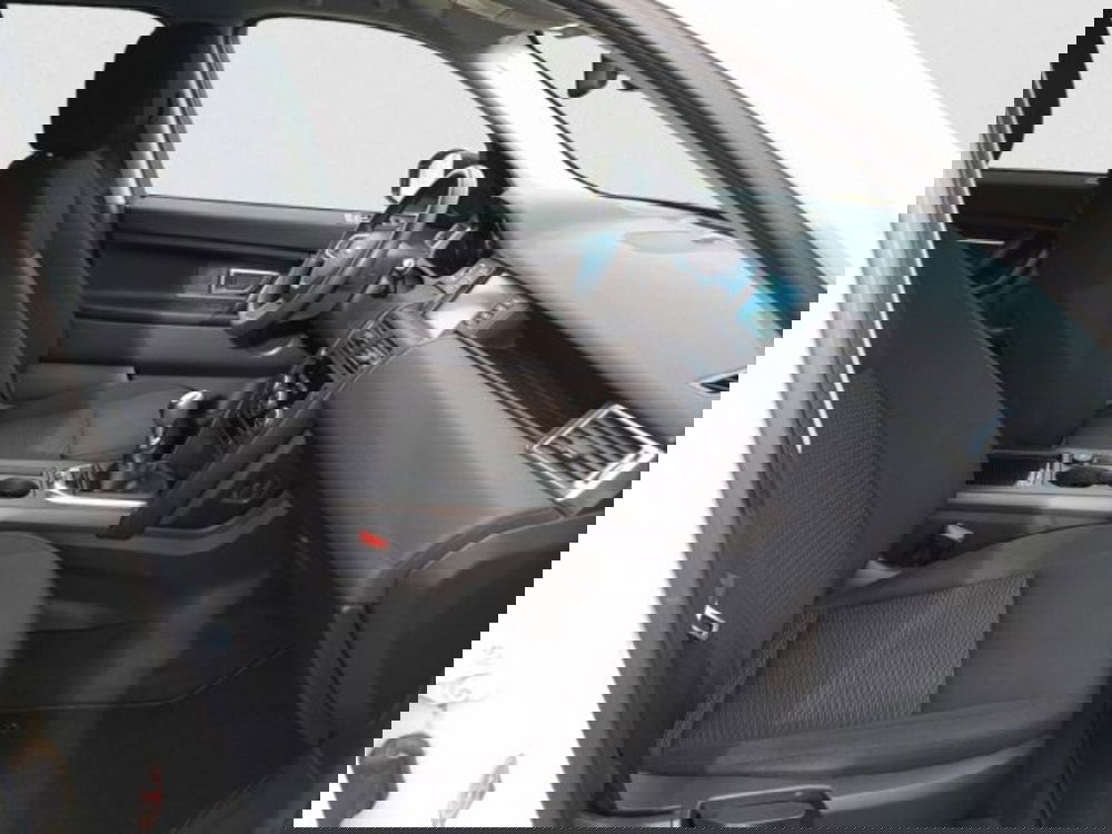 Land Rover Discovery Sport usata a Livorno (12)