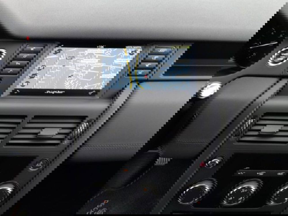 Land Rover Discovery Sport usata a Livorno (18)