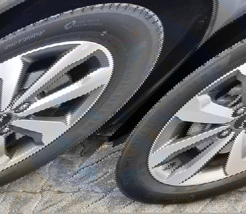 Kia Stonic usata a Cosenza (9)