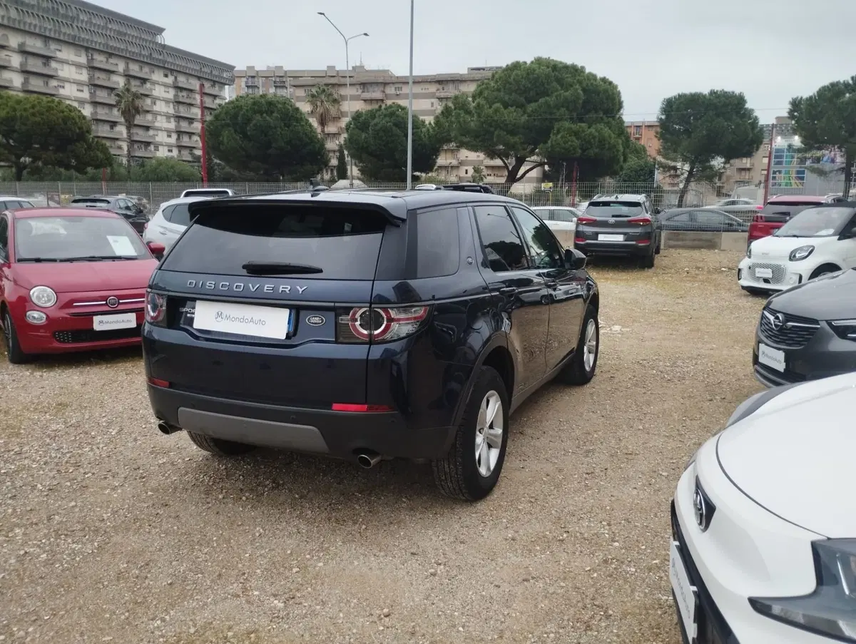 Land Rover Discovery Sport usata a Palermo (2)