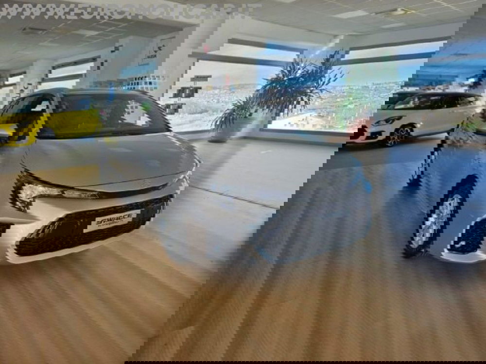 Suzuki Swace nuova a Campobasso (4)