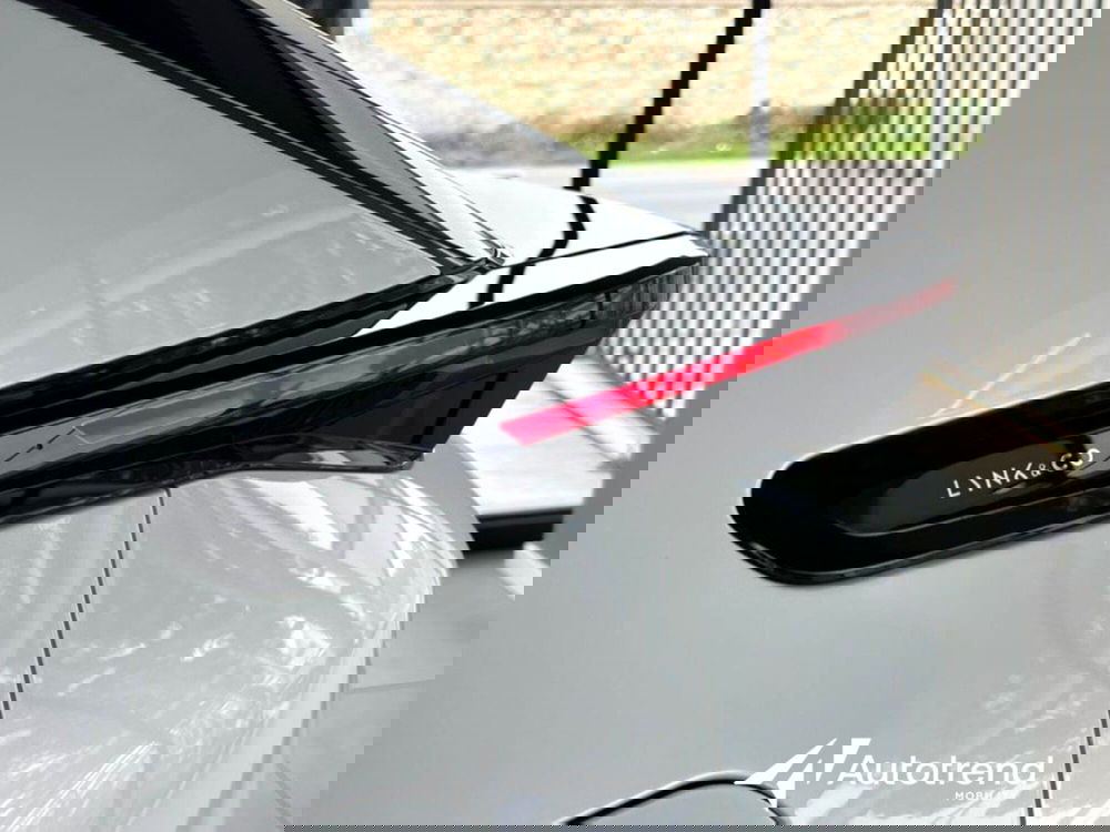 Lynk & Co 02 nuova a Bari (6)