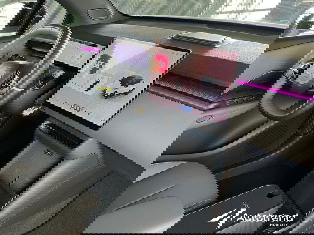 Lynk & Co 02 nuova a Bari (8)