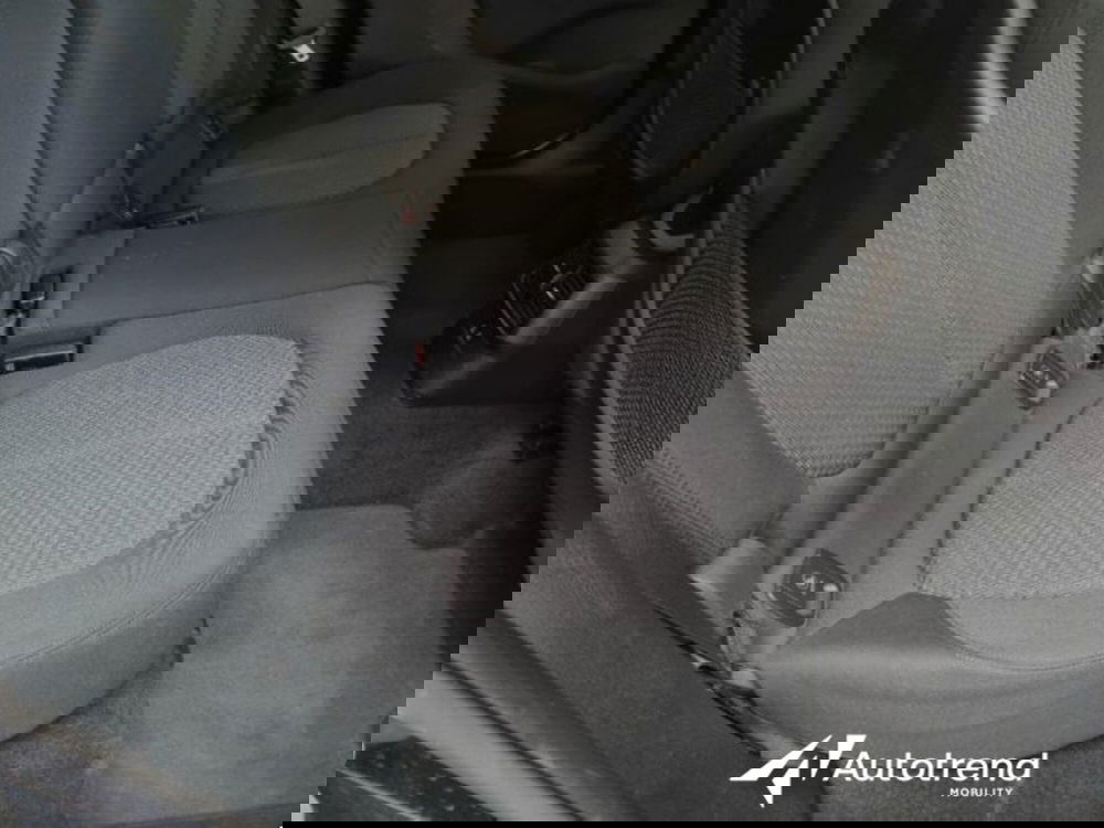 BMW Serie 2 Active Tourer usata a Bari (12)