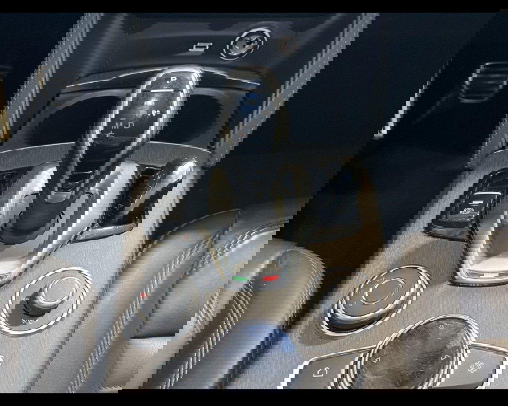 Alfa Romeo Stelvio usata a Torino (7)