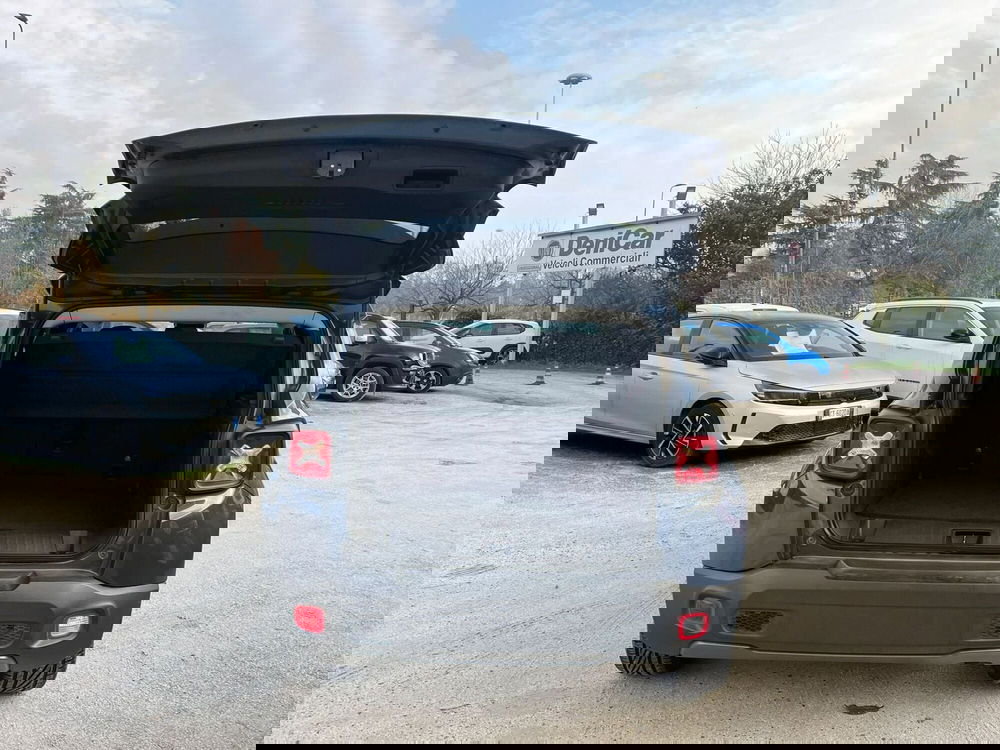 Jeep Renegade usata a Milano (11)