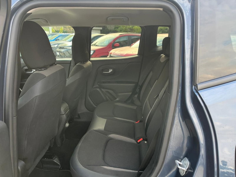 Jeep Renegade usata a Milano (16)