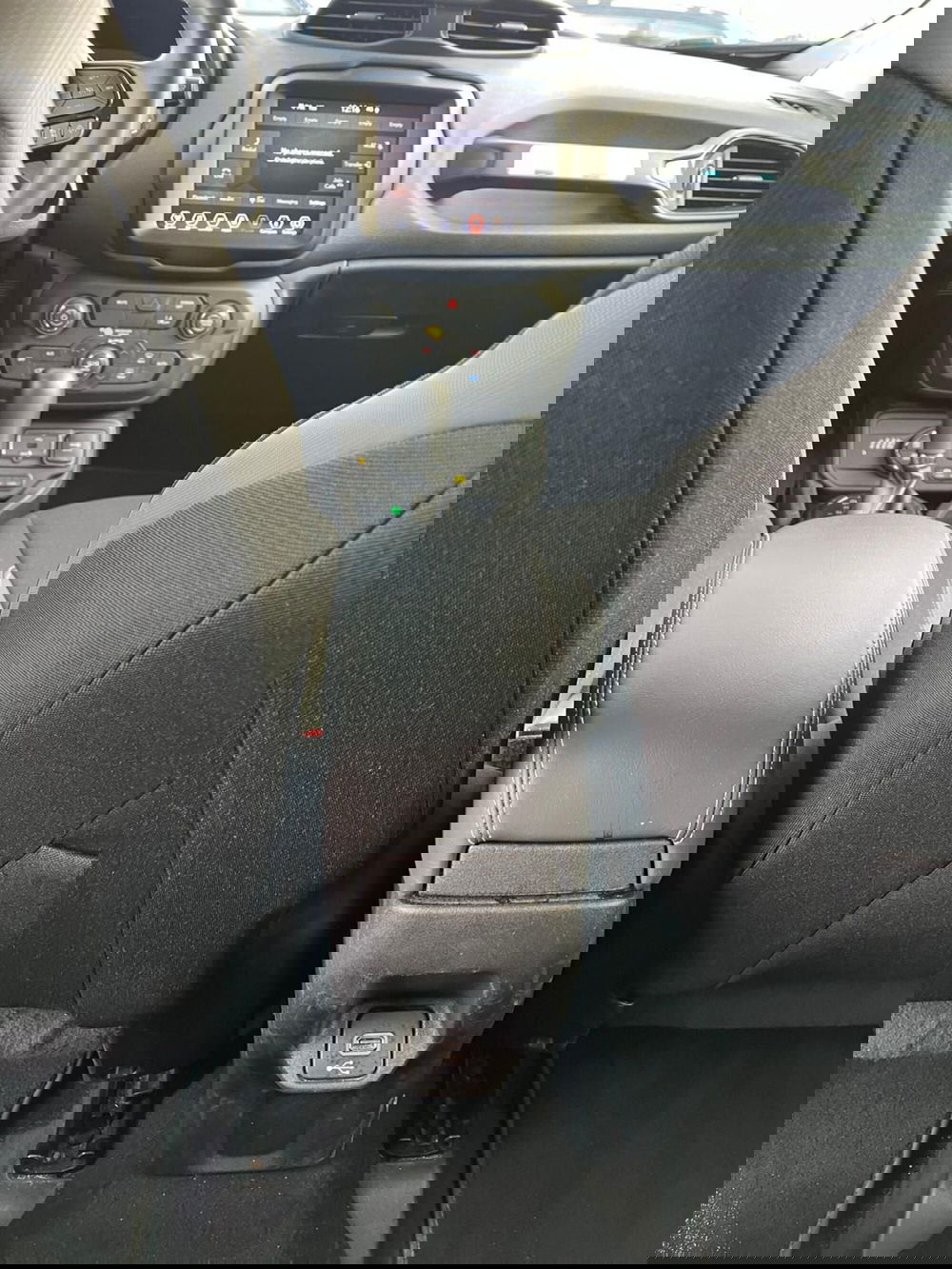 Jeep Renegade usata a Milano (20)