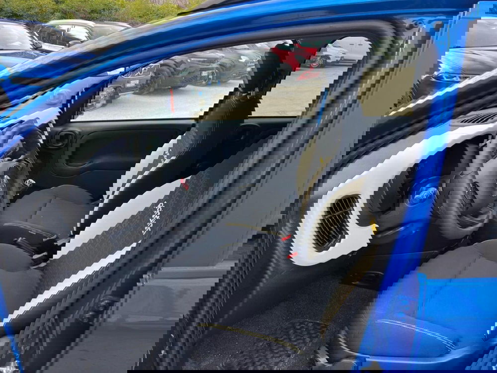 Fiat Panda Cross usata a Milano (12)