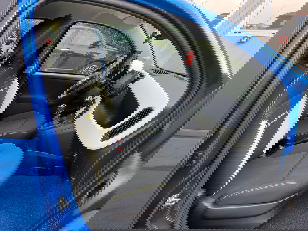 Fiat Panda Cross usata a Milano (13)