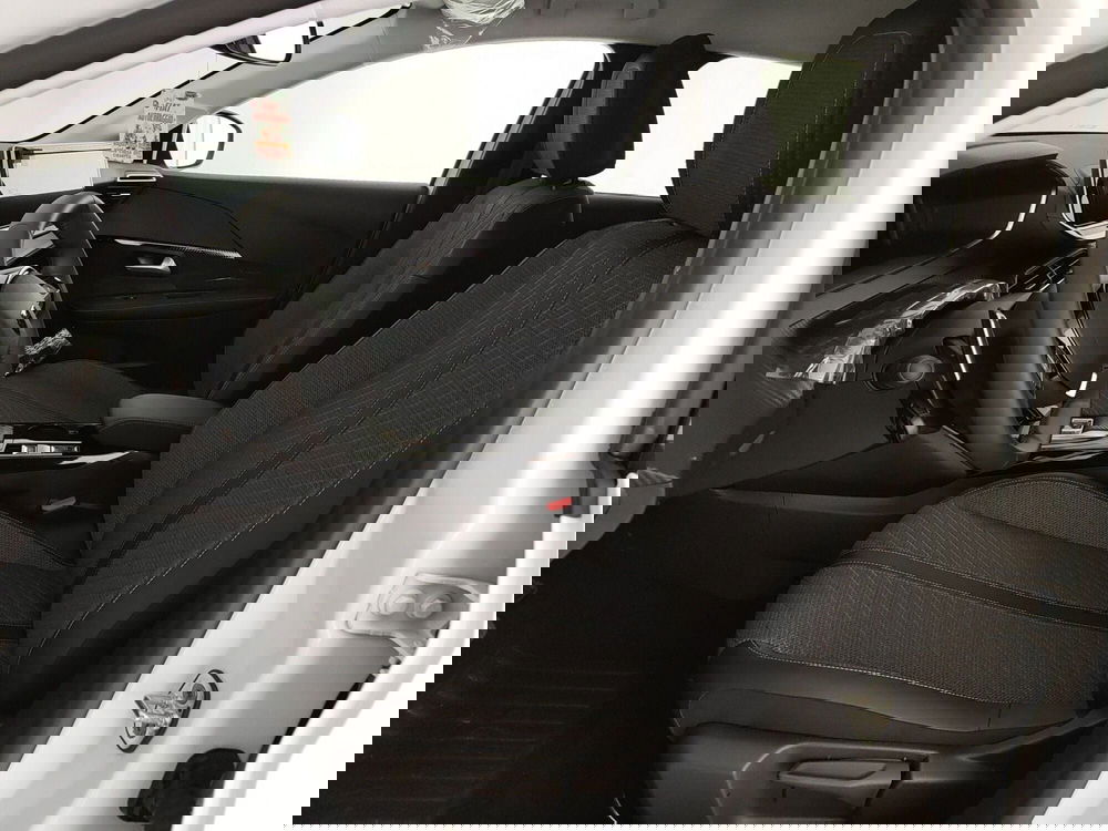 Peugeot 208 nuova a Caserta (20)