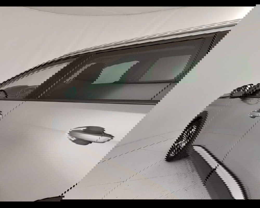 Peugeot 5008 usata a Caserta (13)