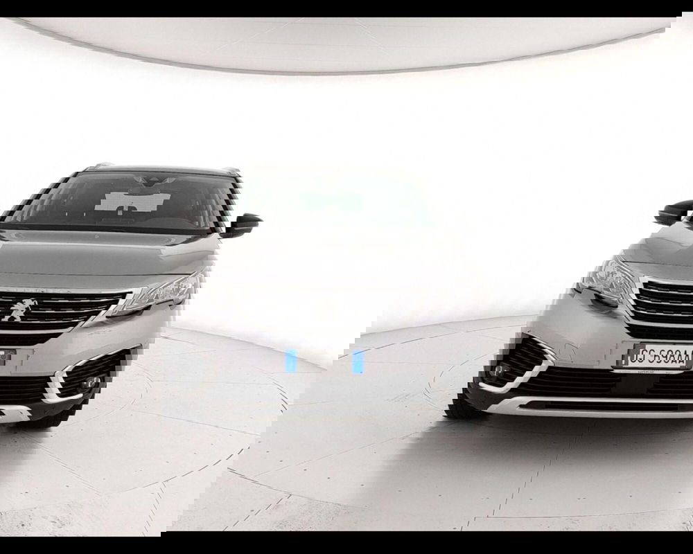 Peugeot 5008 usata a Caserta (2)