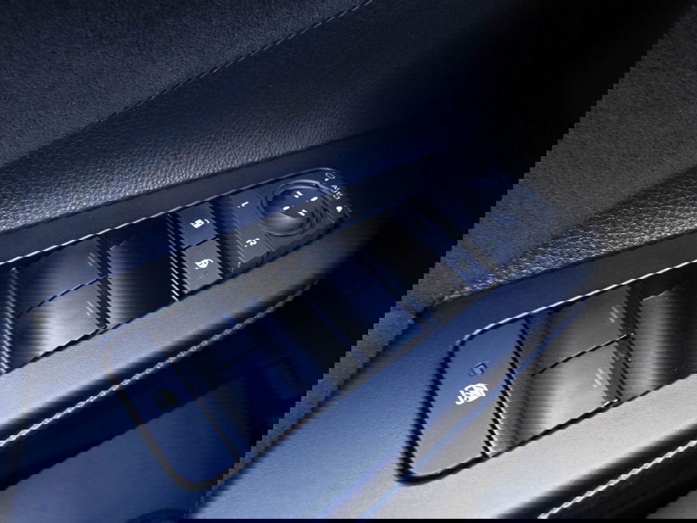 Toyota Toyota C-HR usata a Treviso (18)