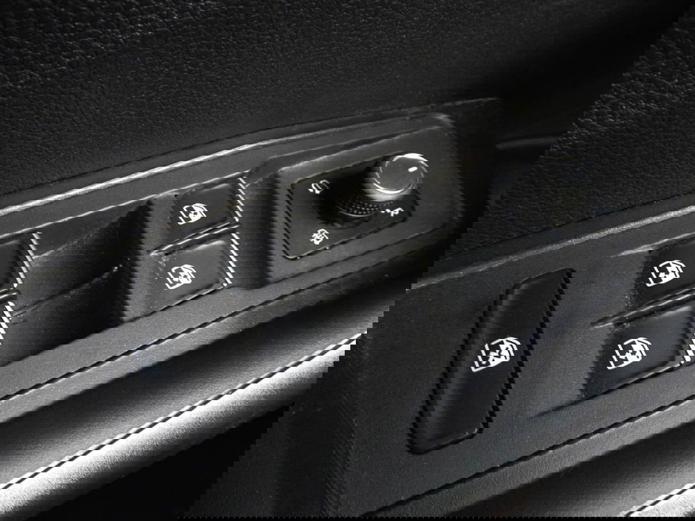 Volkswagen T-Roc usata a Treviso (17)