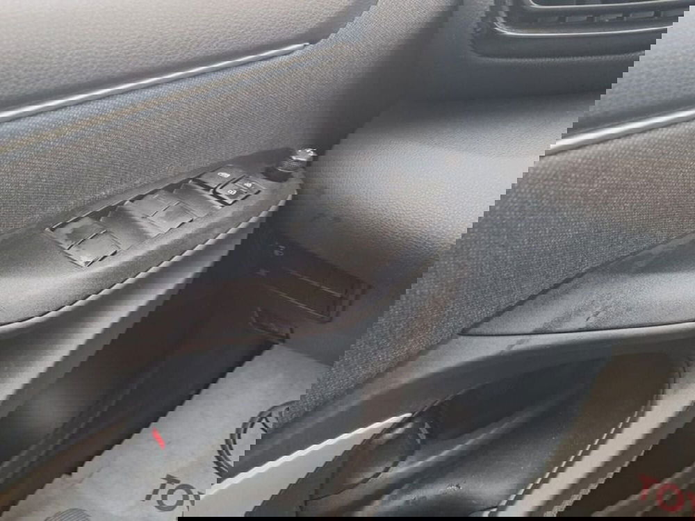 Toyota Yaris Cross usata a Cagliari (12)