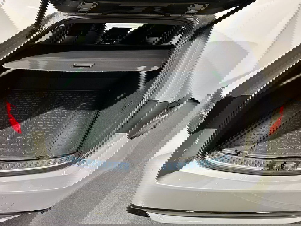 Toyota Corolla Touring Sports usata a Milano (11)