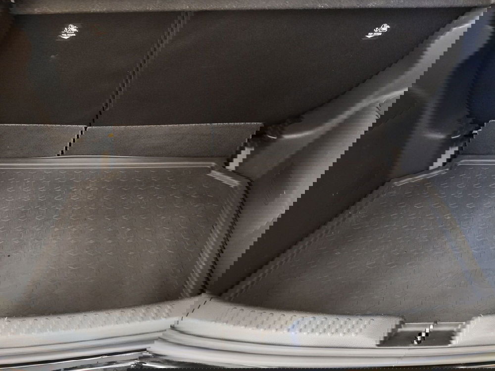 Toyota Yaris usata a Roma (13)