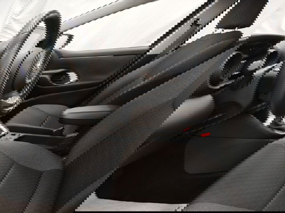 Toyota Yaris usata a Roma (14)