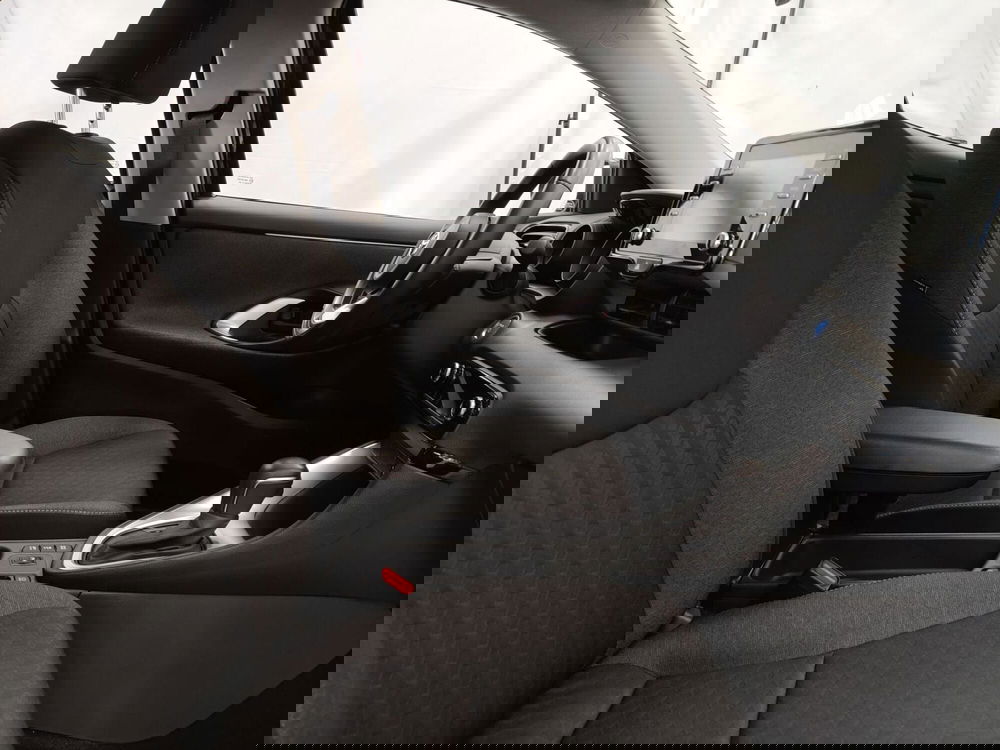 Toyota Yaris usata a Roma (6)