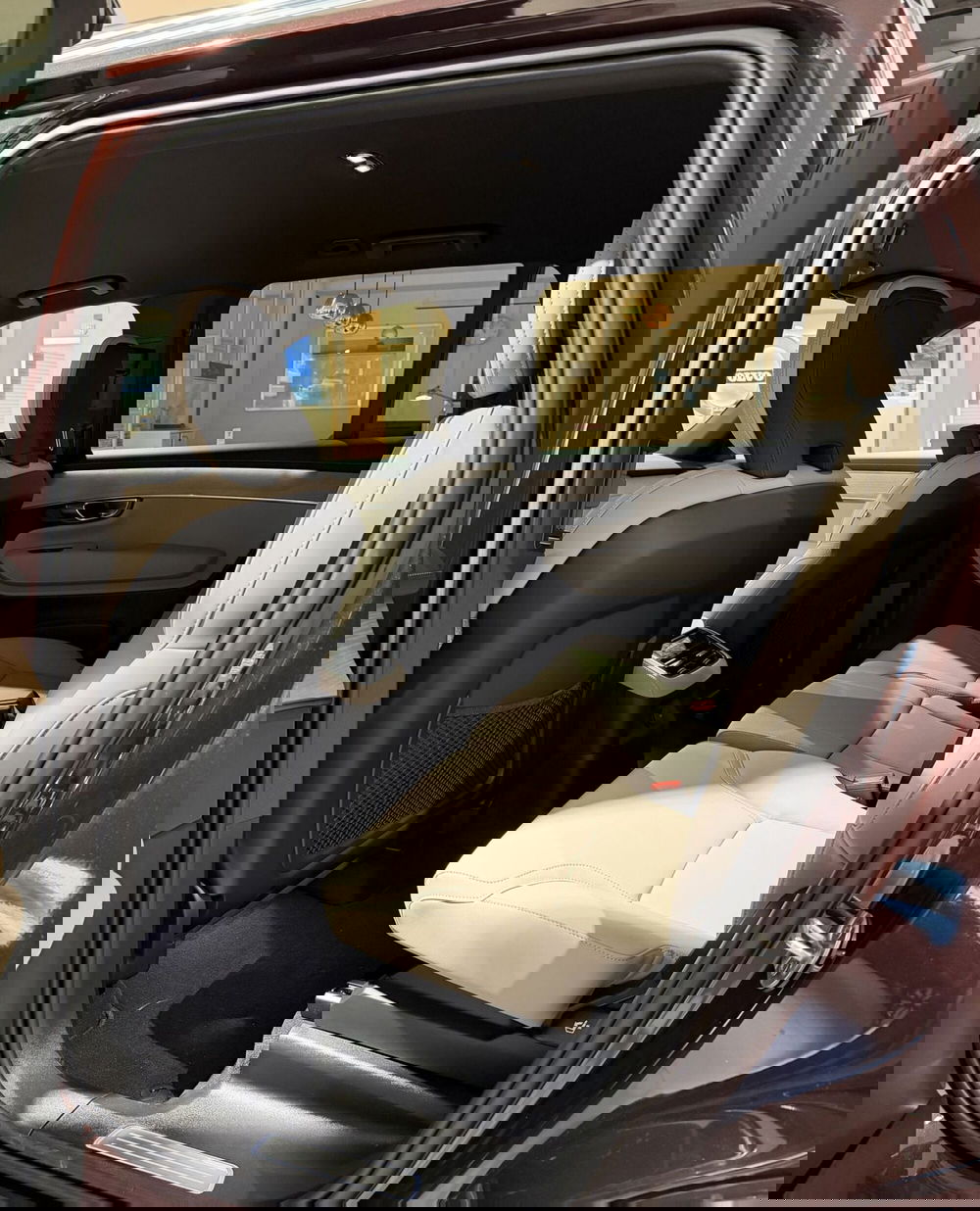 Volvo XC90 nuova a Parma (5)