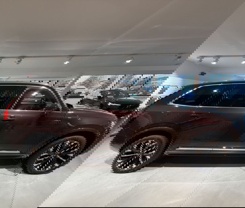 Volvo XC90 nuova a Parma (6)