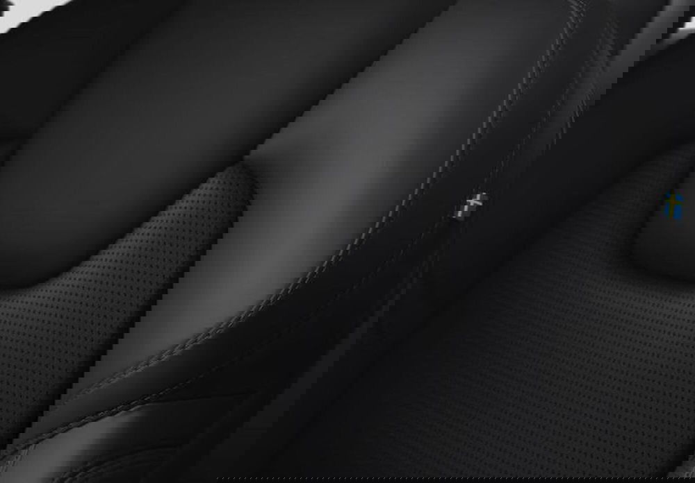 Volvo XC90 nuova a Parma (5)